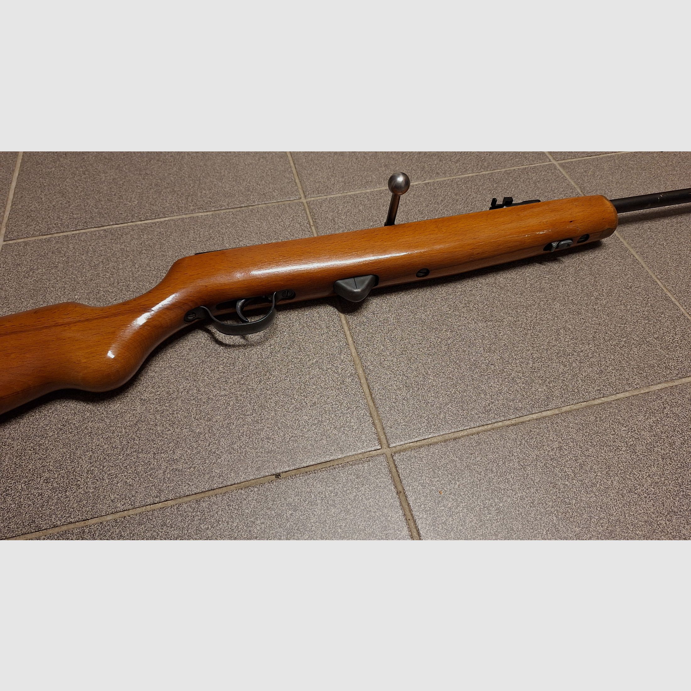 Haenel Suhl 310 DDR-GST Luftgewehr mit Magazin!