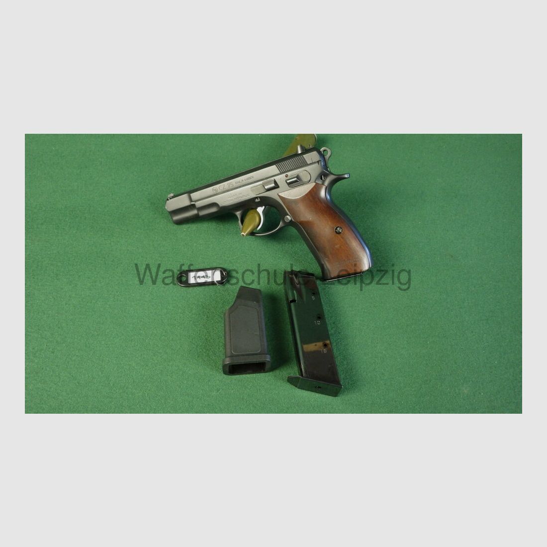 CZ	 75, Bild 1 von 2