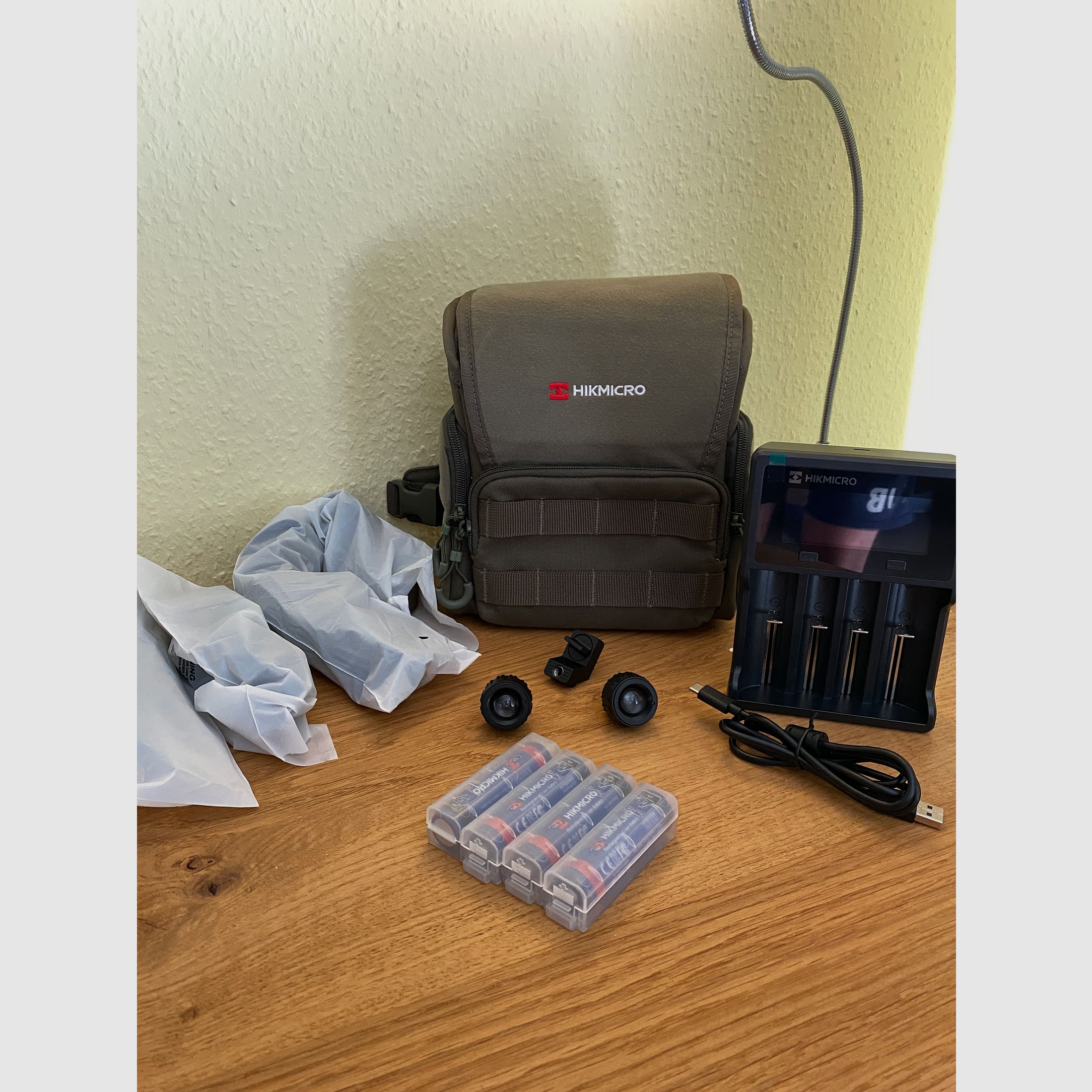 Hikmicro Habrok 4K HQ35L 5.5-22x60 appareil de caméra thermique