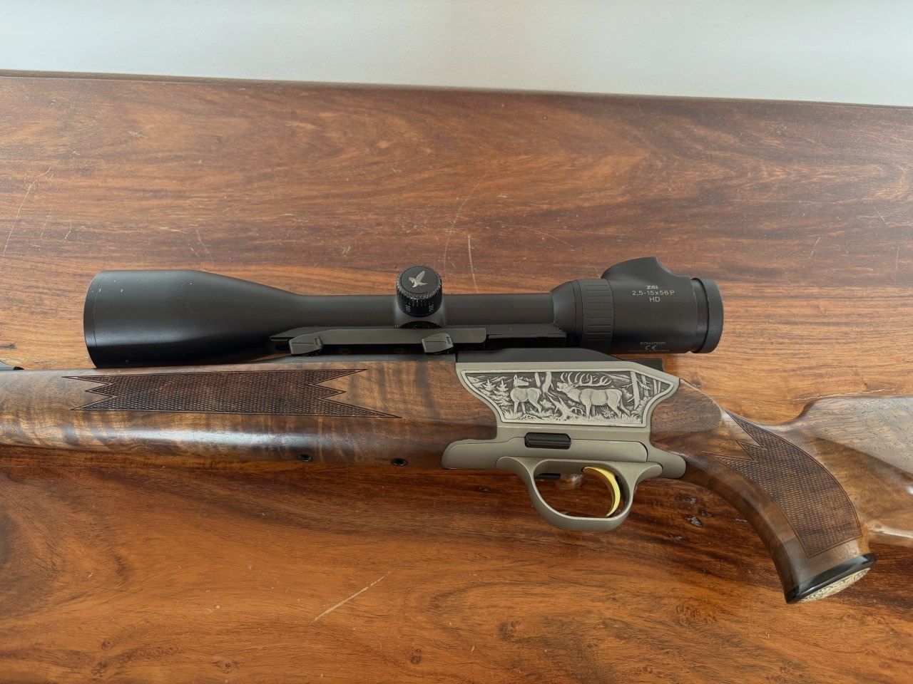 Blaser R8 .30-06 Springfield con Swarovski Z6i 2,5-15x56 P HD