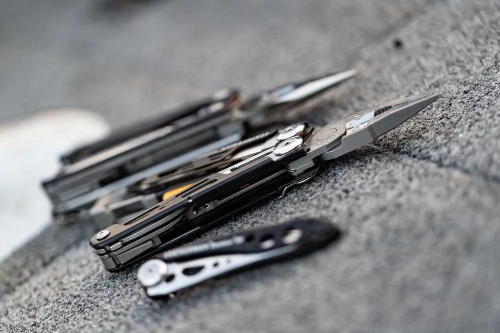 Nóż składany Leatherman Skeletool KB Black 420HC (832385), zdjęcie 30 z 32
