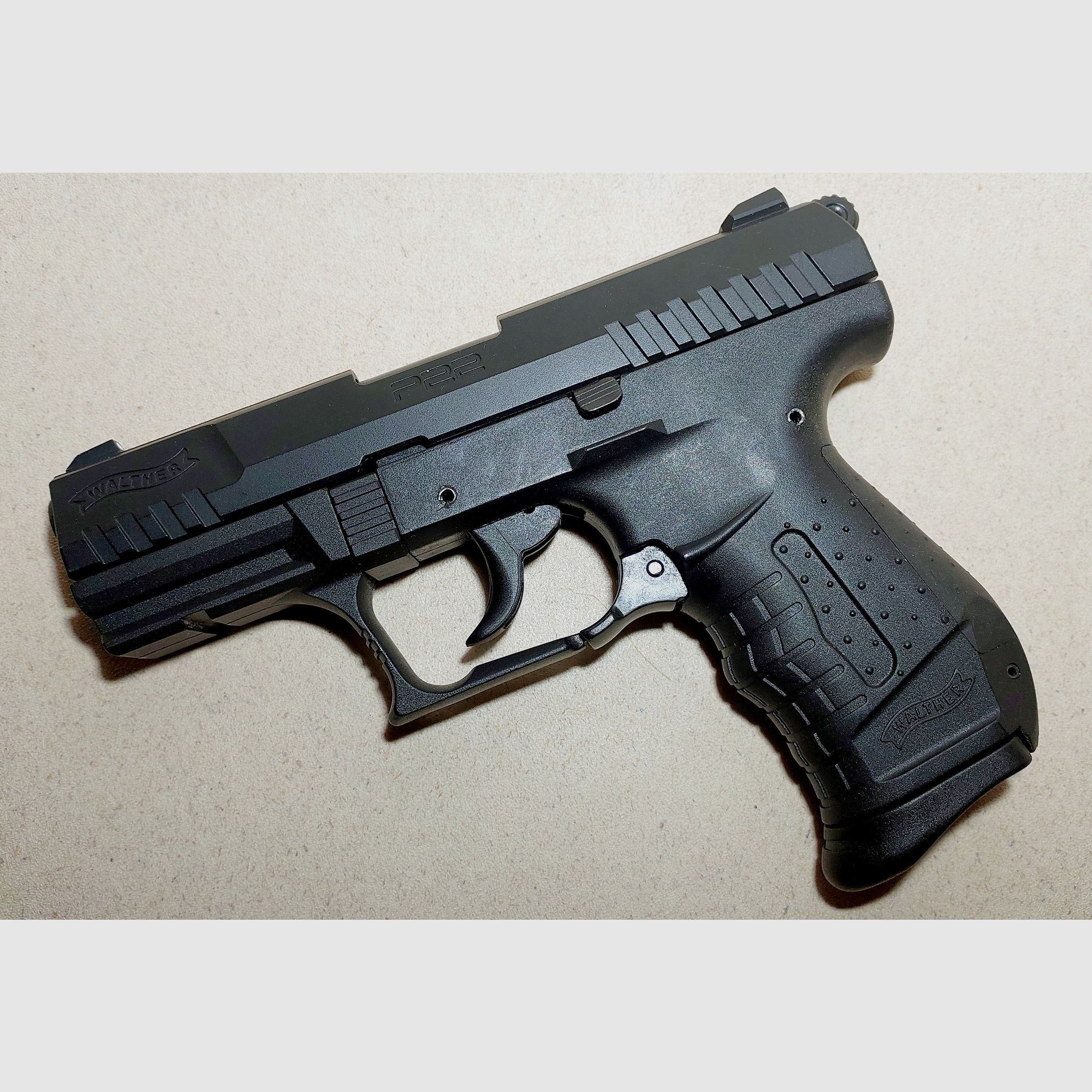 Walther P22 Ready Schreckschuss Pistole 9mm P.A.K. schwarz.