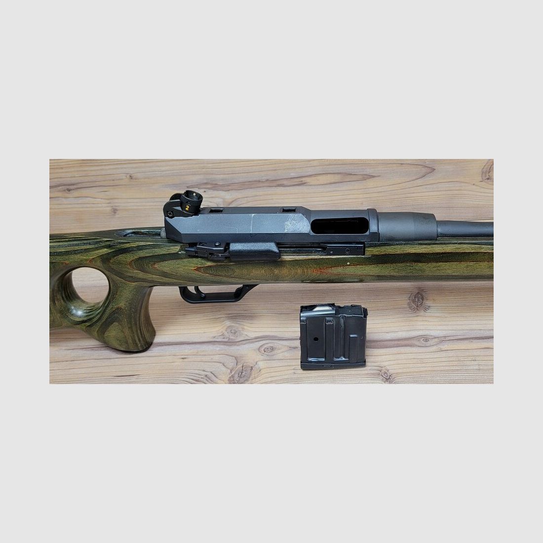 Heckler & Koch SL6 - Stock with holes