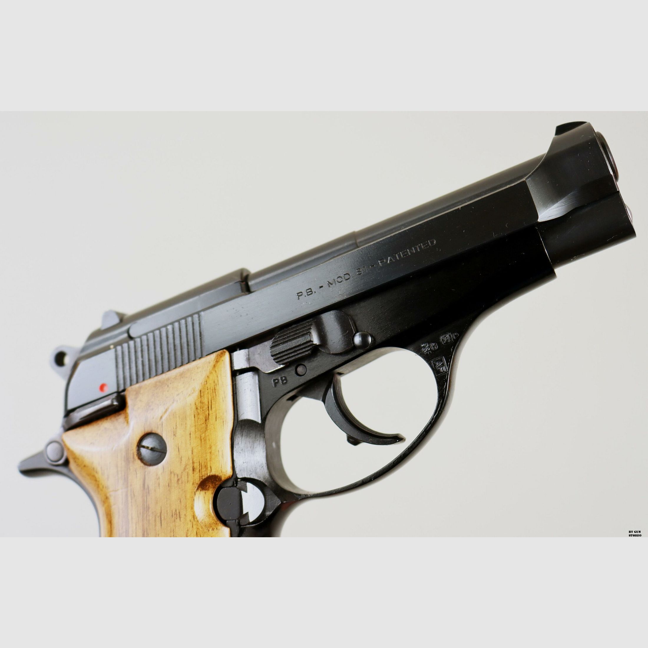 Beretta pistool mod. 81 kal. 7,65 mm ser. nr. D56454W, afbeelding 7 van 11