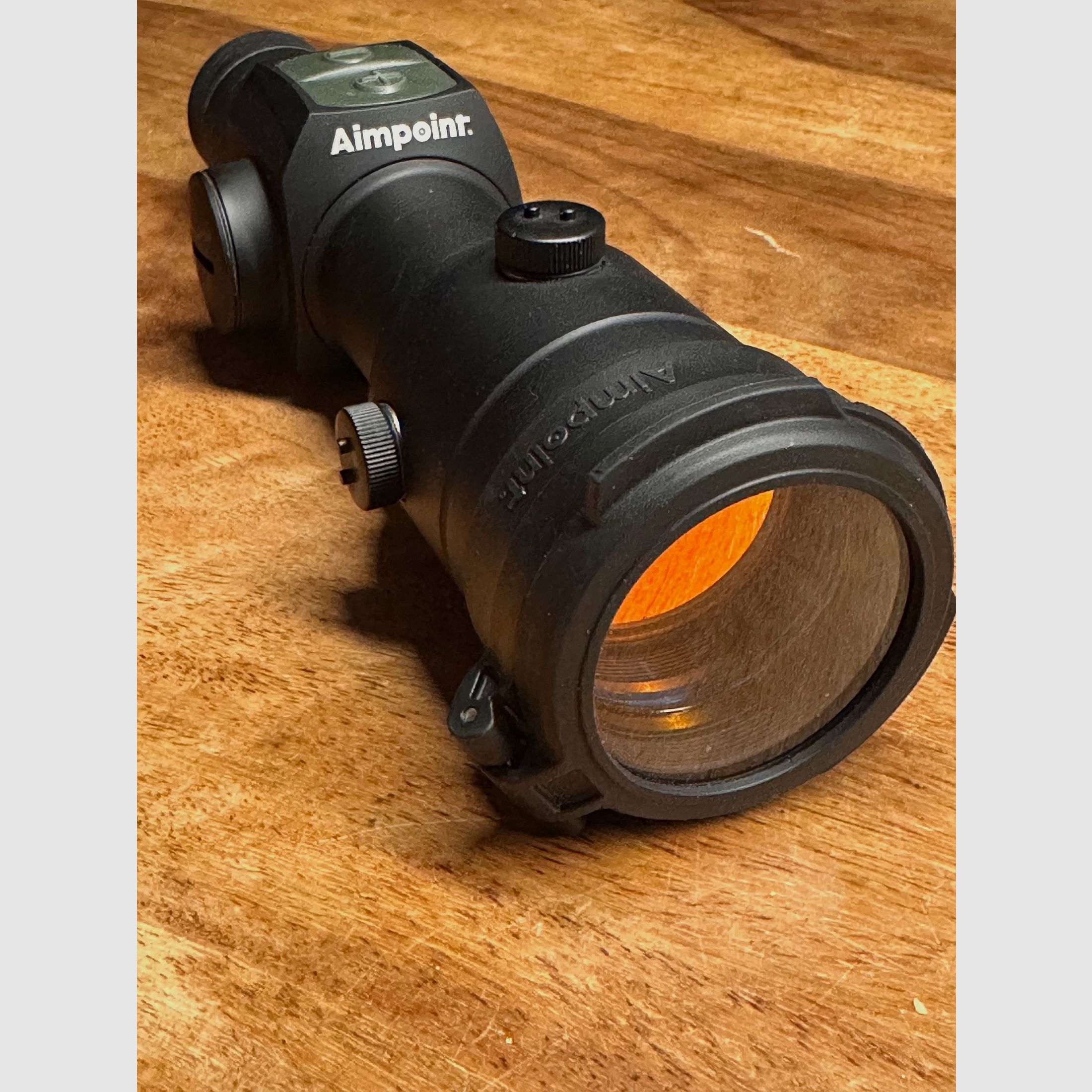 Aimpoint H34S met 2 MOA! Top, 10 schoten. Roodpuntvizier