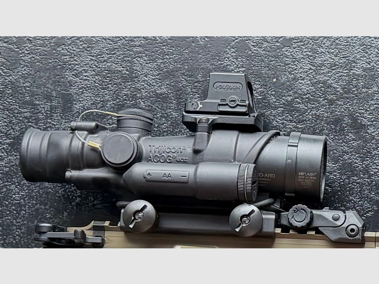 Trijicon Acog Ta02 Chevron red