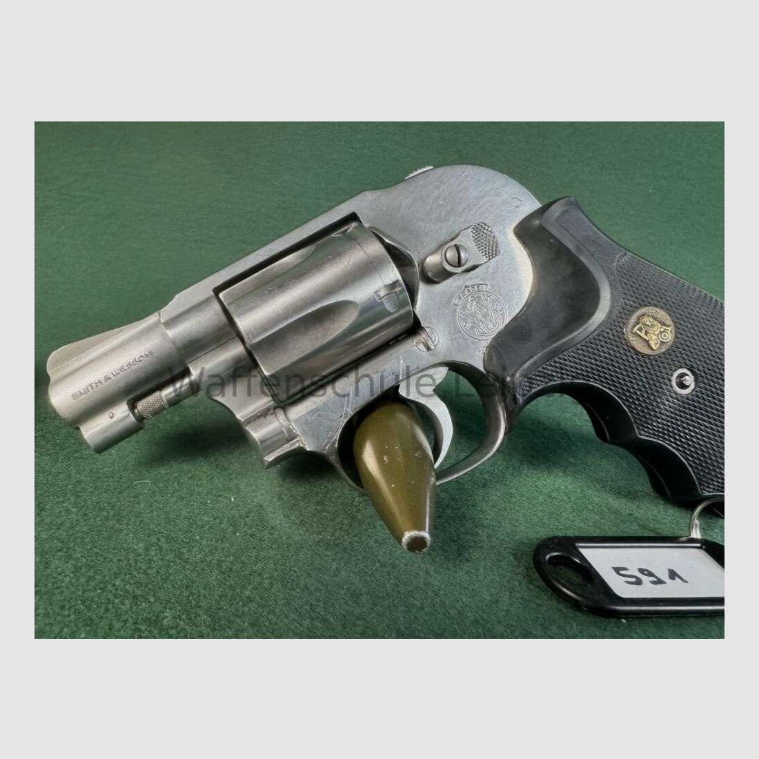 Smith & Wesson 649-2