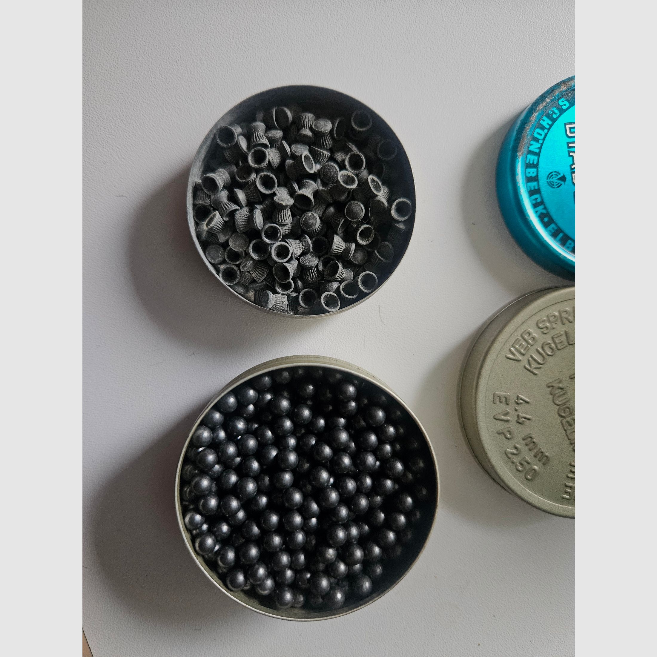 Diabolos and point bullets DDR VEB Sprengwerk Schönebeck