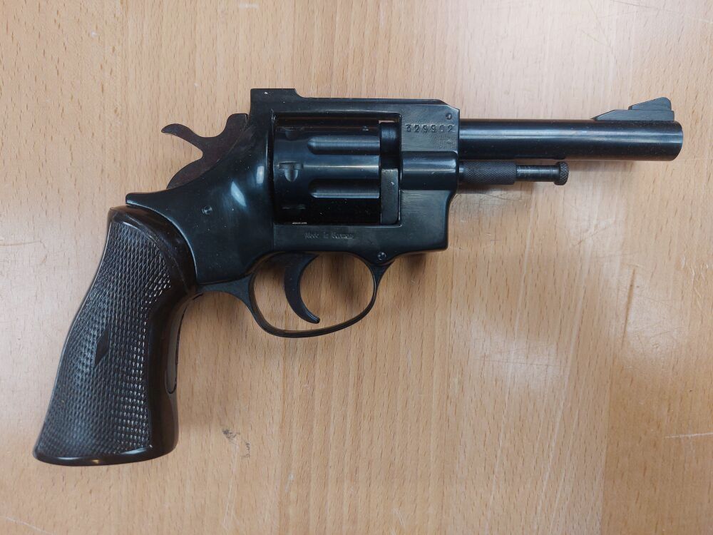 Weihrauch , Arminius HW 5