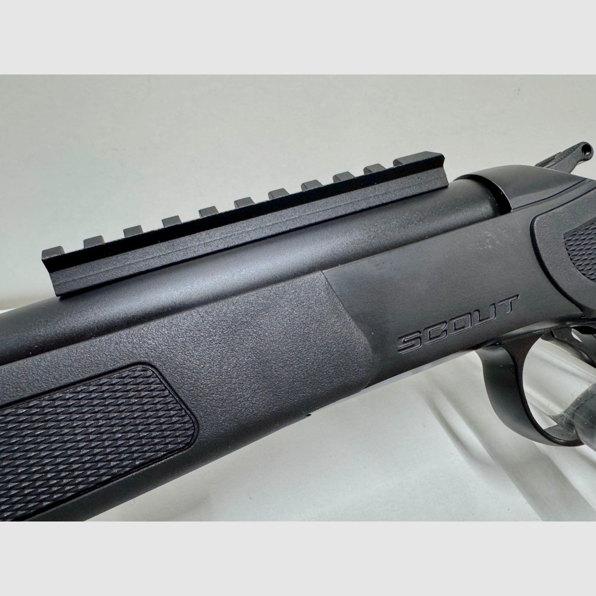 CVA SCOUT TD Thumbhole .223 Rem.