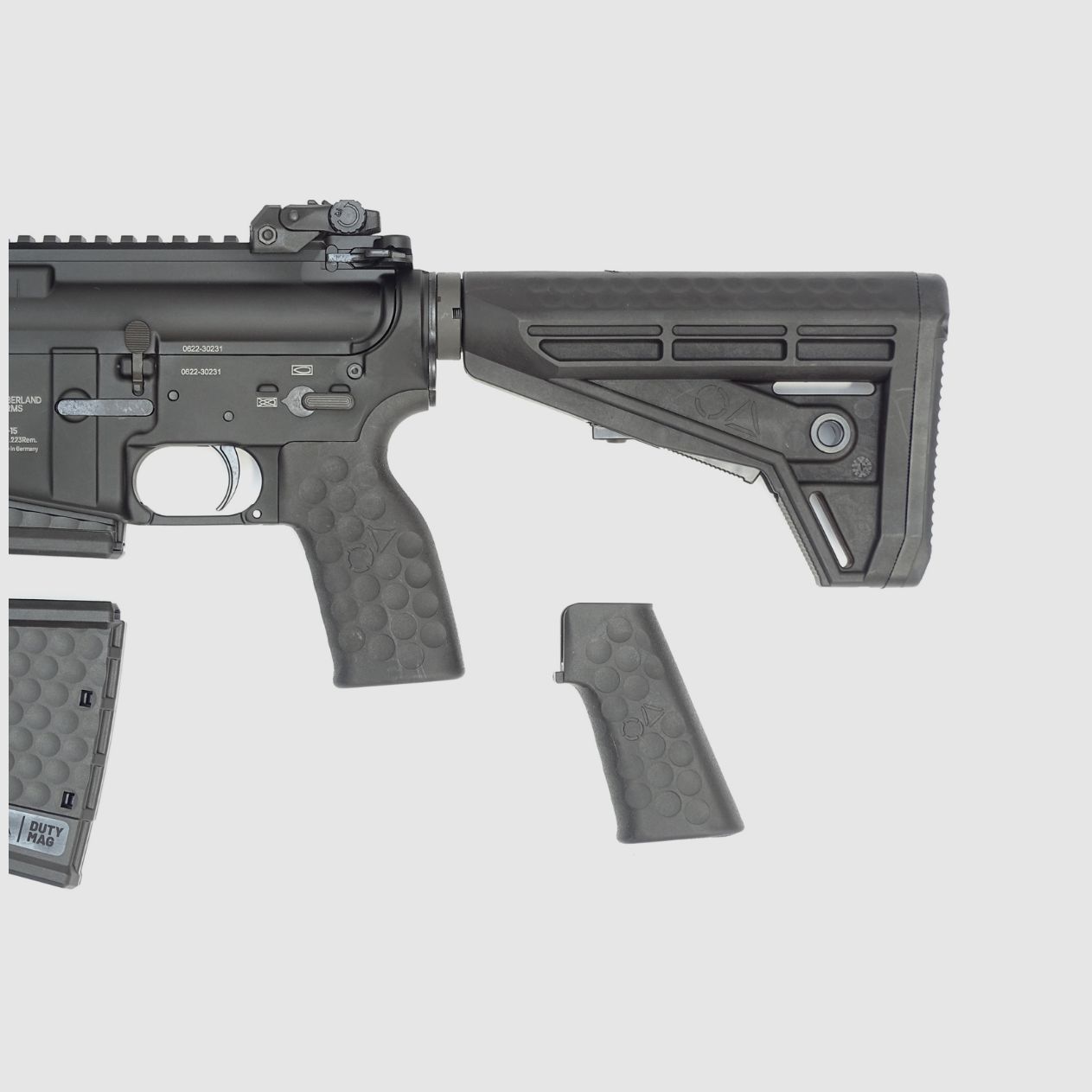 Oberland Arms OA-15 M5, canon 16,75", BL M-LOK garde-main 13" slim, OA M4-crosse, BUIS, MFD