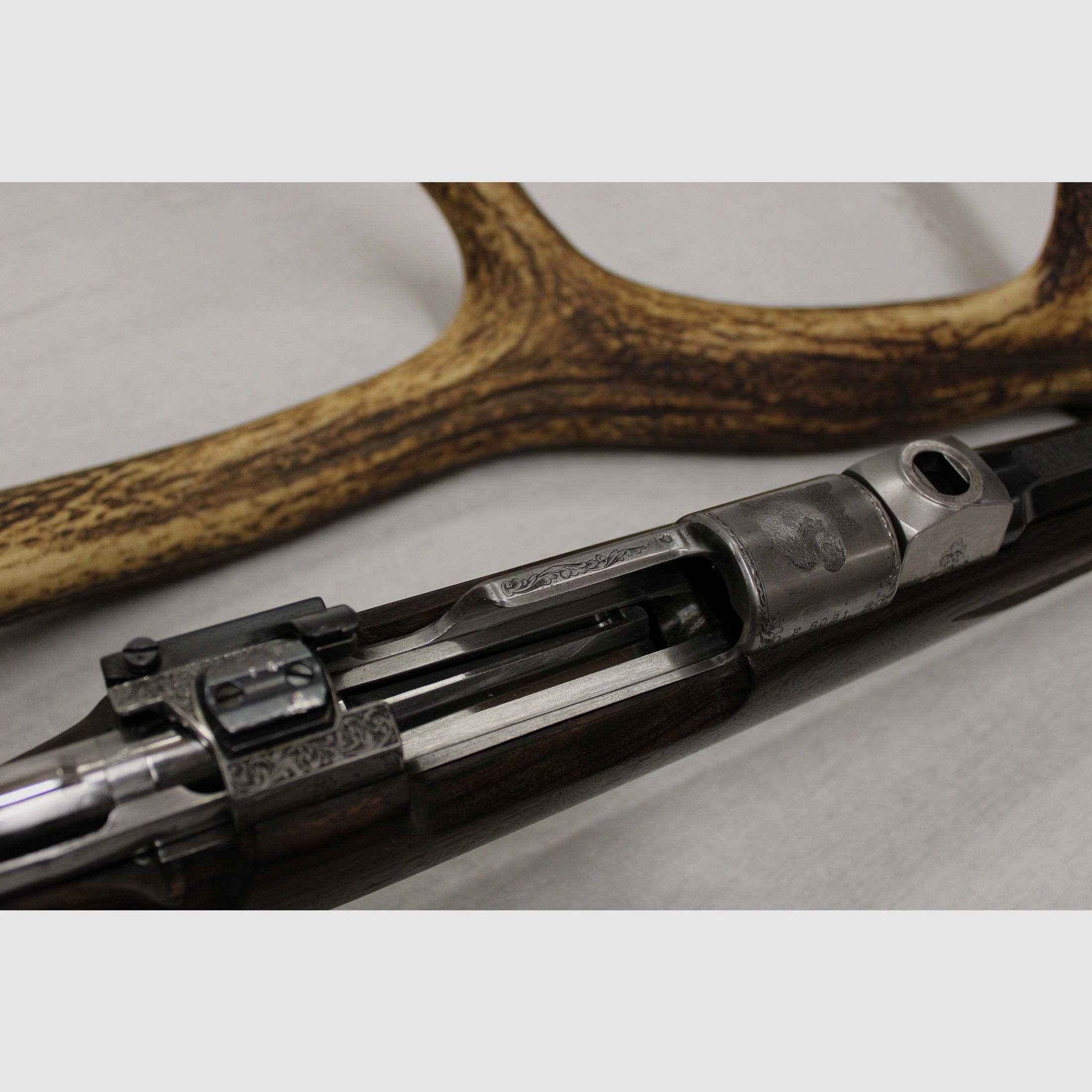 Mauser DWM luxury bolt-action rifle 9.3 x 62 boar rifle with engraving rarity Kahles 8 x 56 LP, image 11 of 16