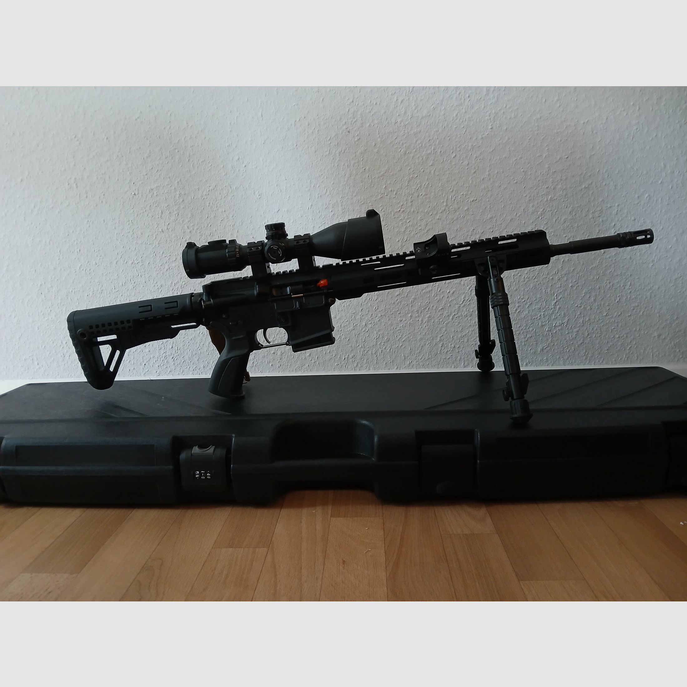 Ldt15 16.75" AR15, ZF, red dot, bipod