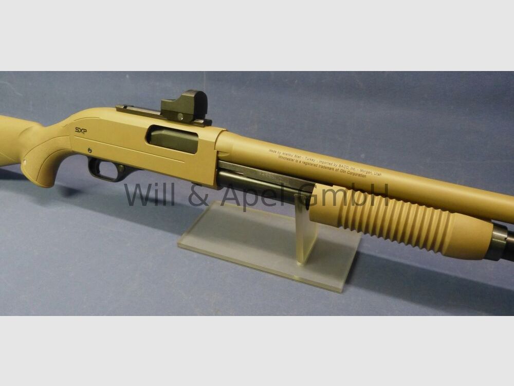 Winchester pump-action shotgun SXP