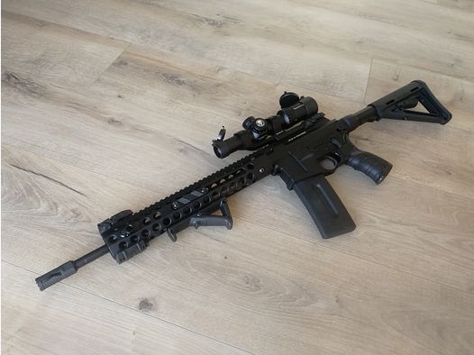 TROY Industries PAR .223 Rem. Sporting Rifle Vorderschaftrepetierbüchse "AR15 AR-15" WBK GELB 1-6x24 Zielfernrohr *Pumpe * mit viel Zubehör * NEUwertig*