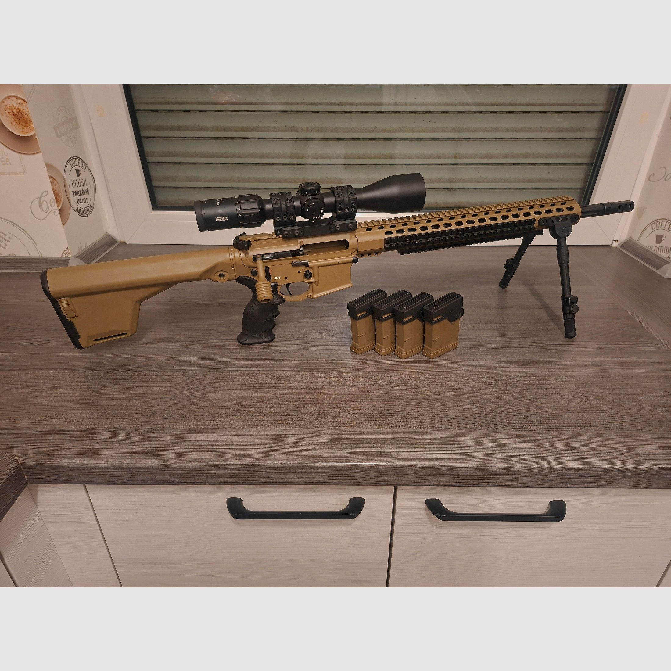 Schmeisser SP15 LMR, Geradezug Repetierer, AR15 auf Gelbe WBK,  neuwertig, RAL8000