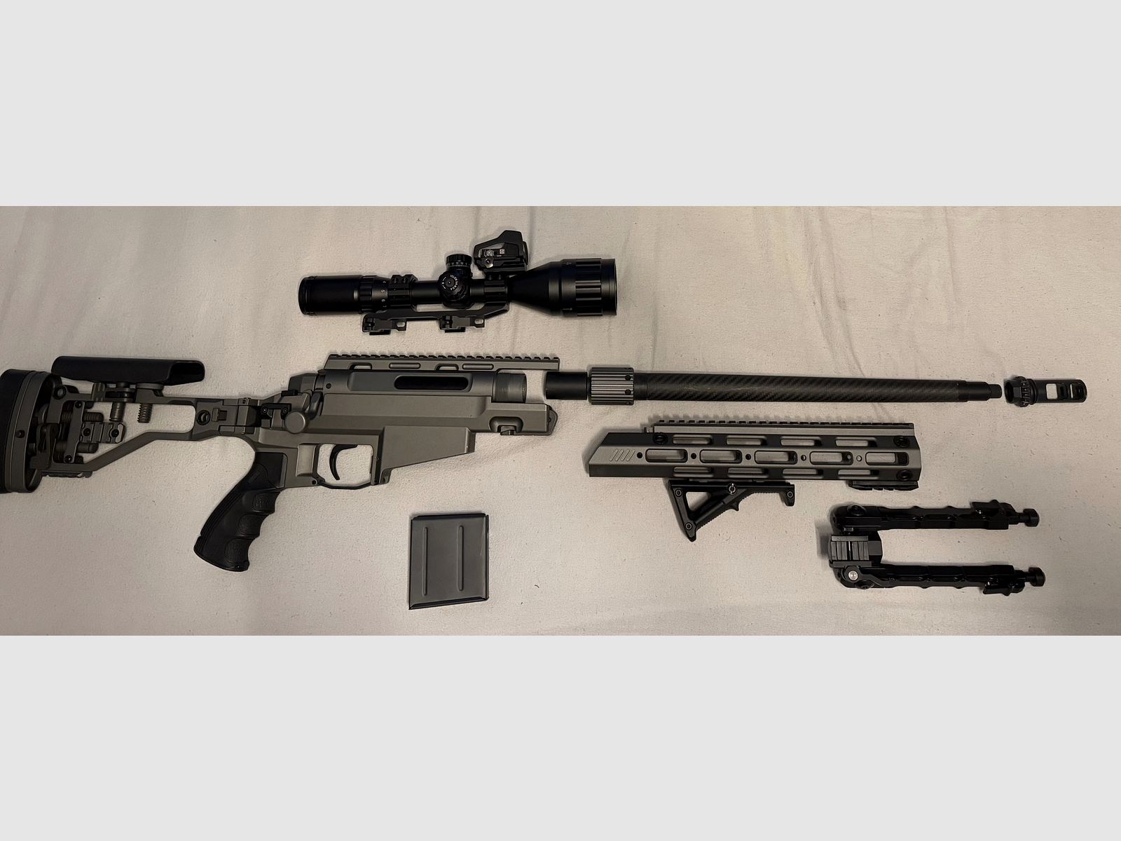 Ares MSR-303 Snipergewehr CPSB-System Springer 6mm BB graphite inkl. Tactical Case u. Zubehör 
