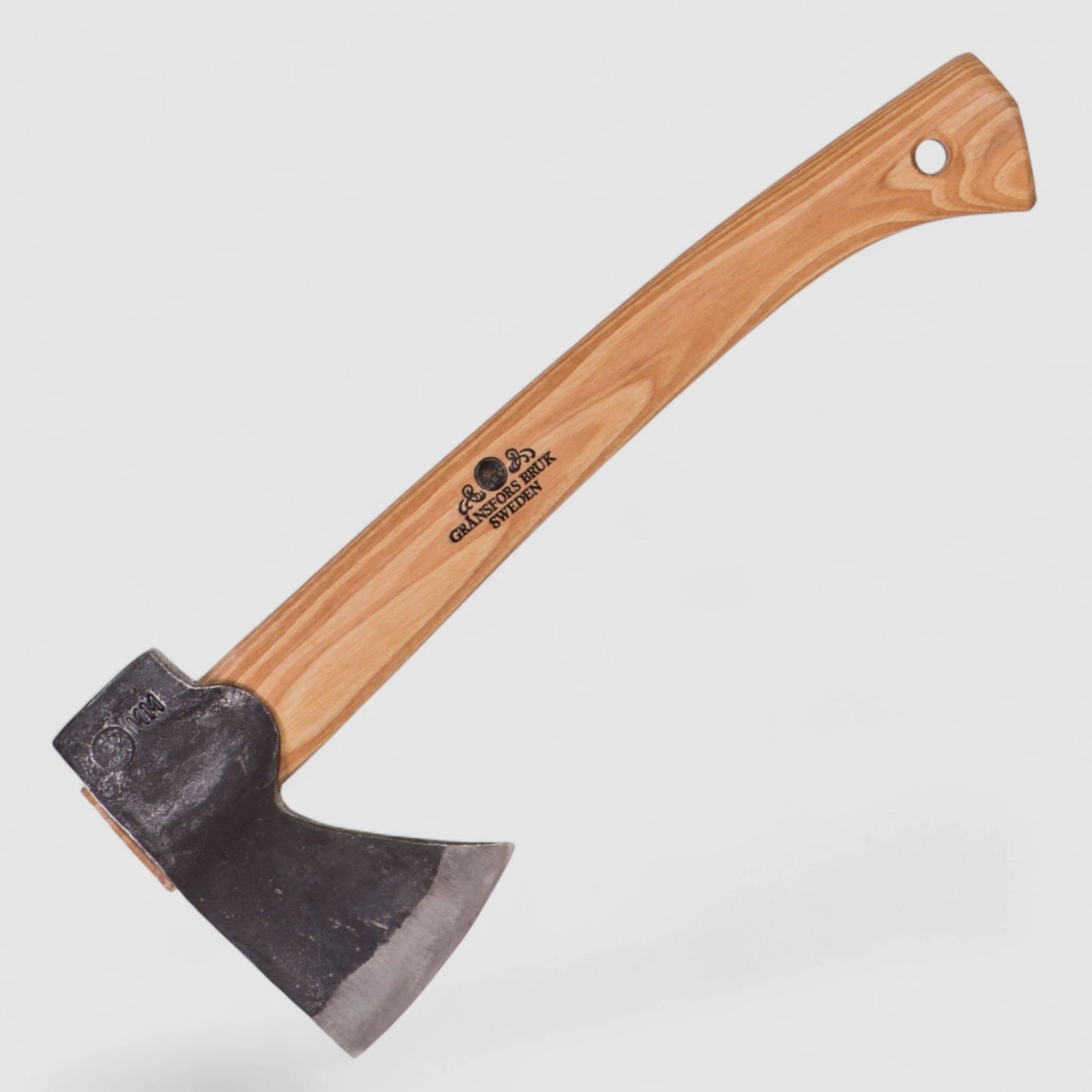 Gränsfors Wildmarksbeil – handgeschmiedetes Outdoorbeil