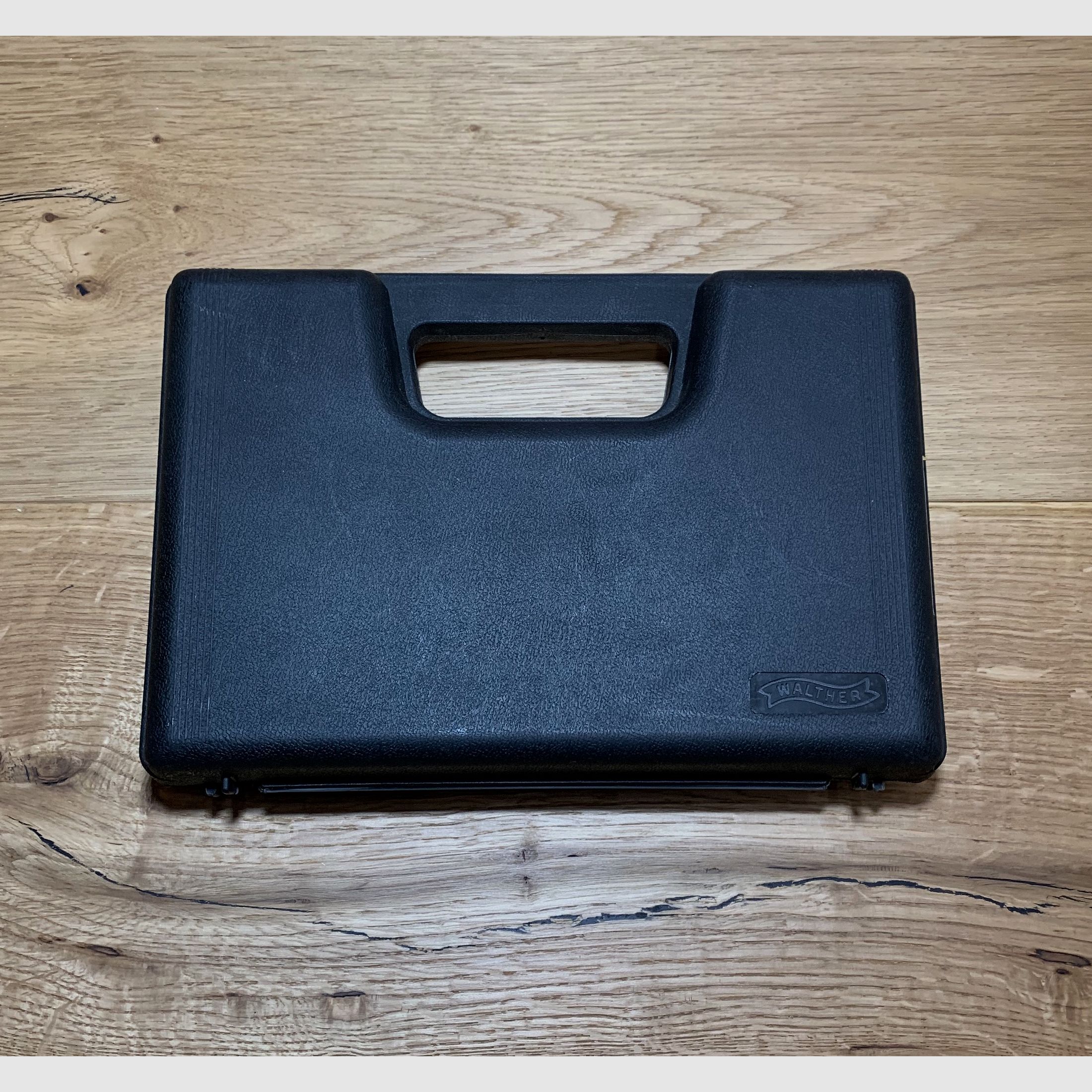 Walther P88 Compact Signalpistole/Schreckschuss 9mm P.A.K. in Matt vernickelt von Umarex