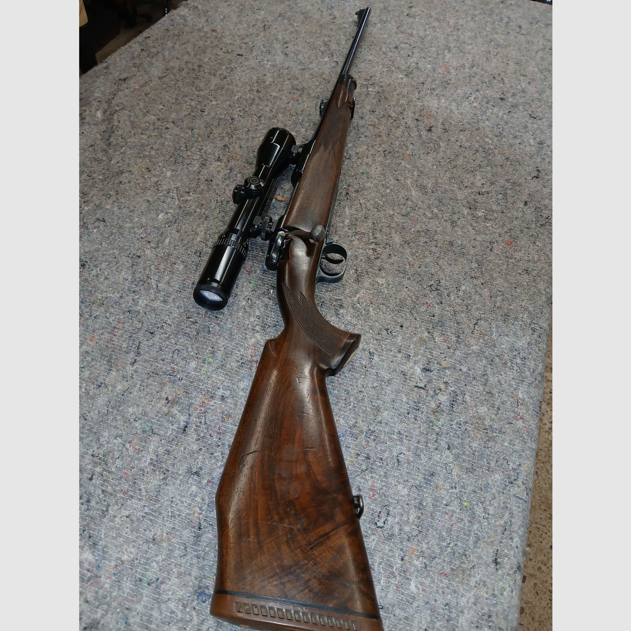 Büchse Heym SR 20 N Repetierbüchse 7x64 mit S&B 1,5-6x42 auf Schwenkmontage