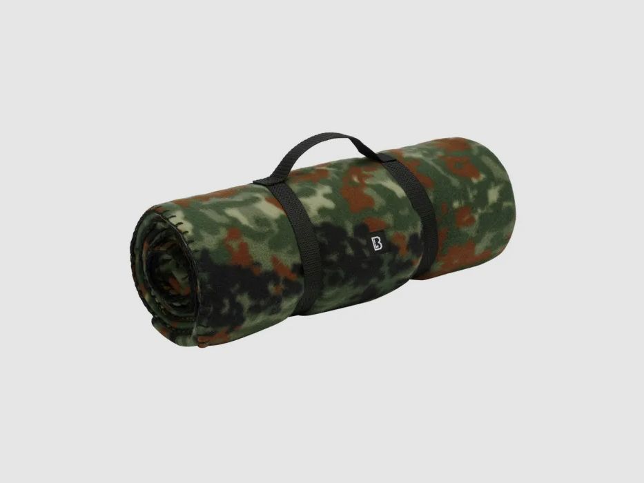 Fleecedecke mit Trageriemen - 1,75m x 1,35m - BW Flecktarn