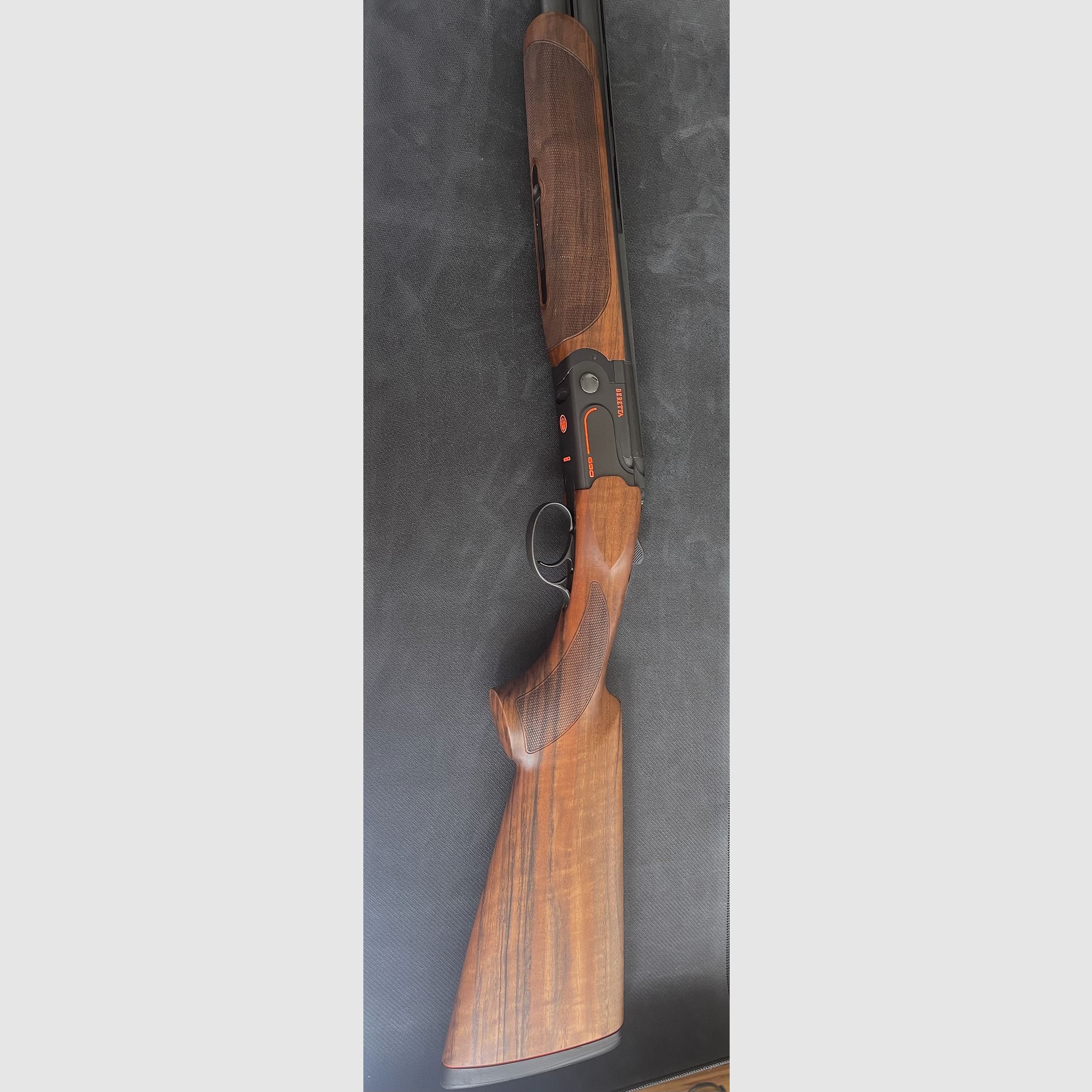 Beretta 690 Competition Black Edition 