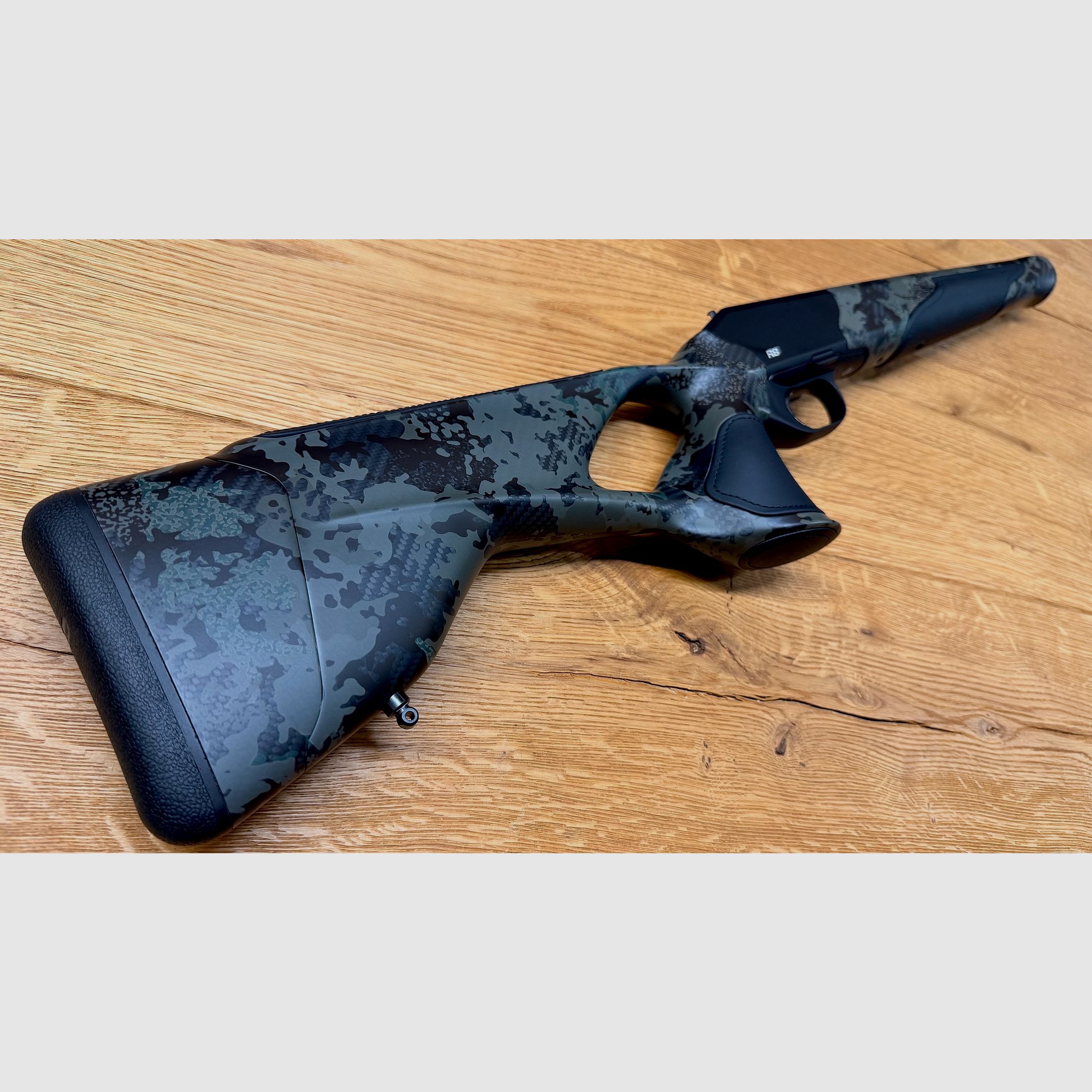 Blaser R8 Ultimate Carbon Huntec Camo carcasa / Atzl Match-caza disparador / Logo plata / Peso semi