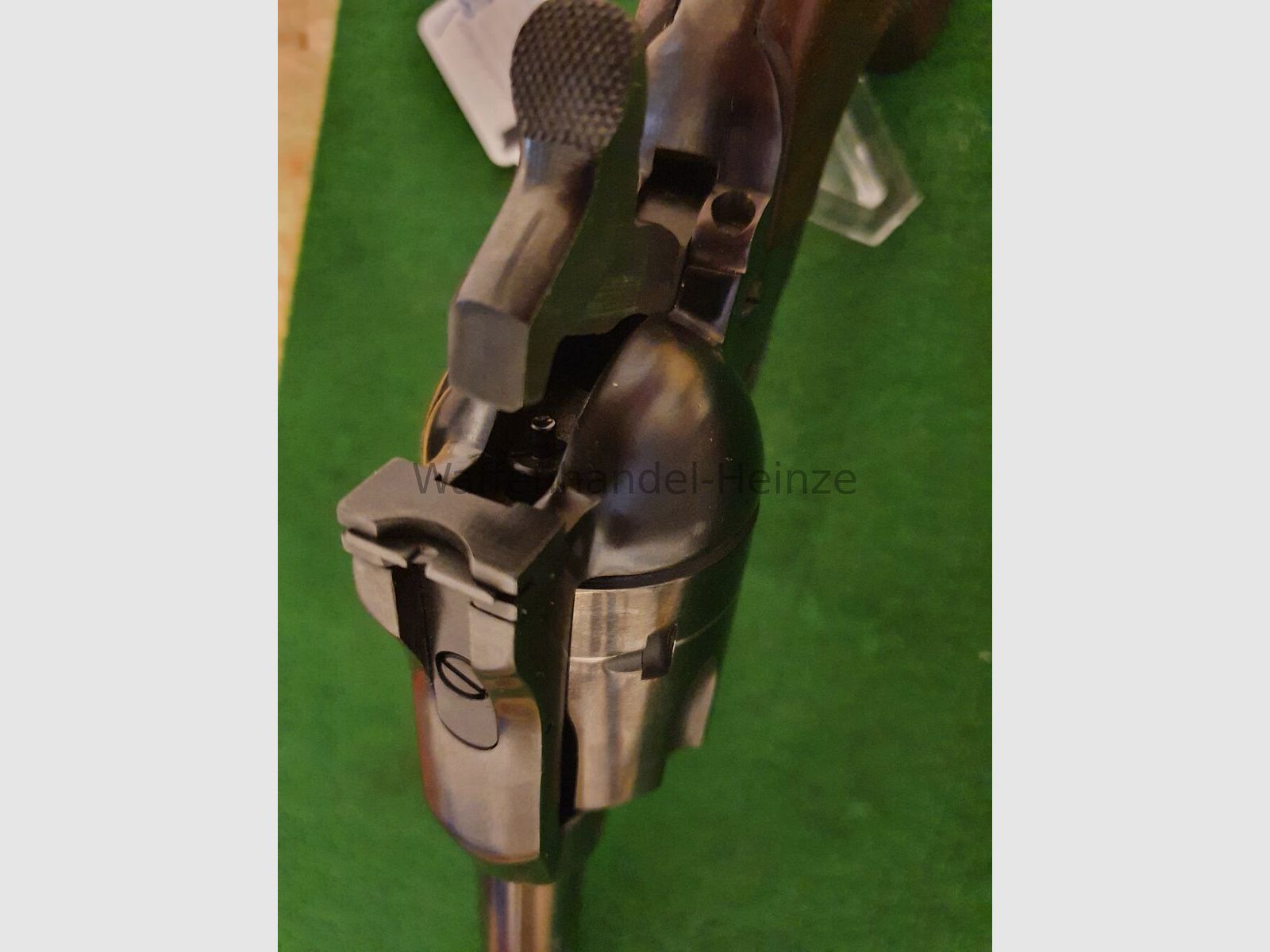 Sauer & Sohn Sixshooter