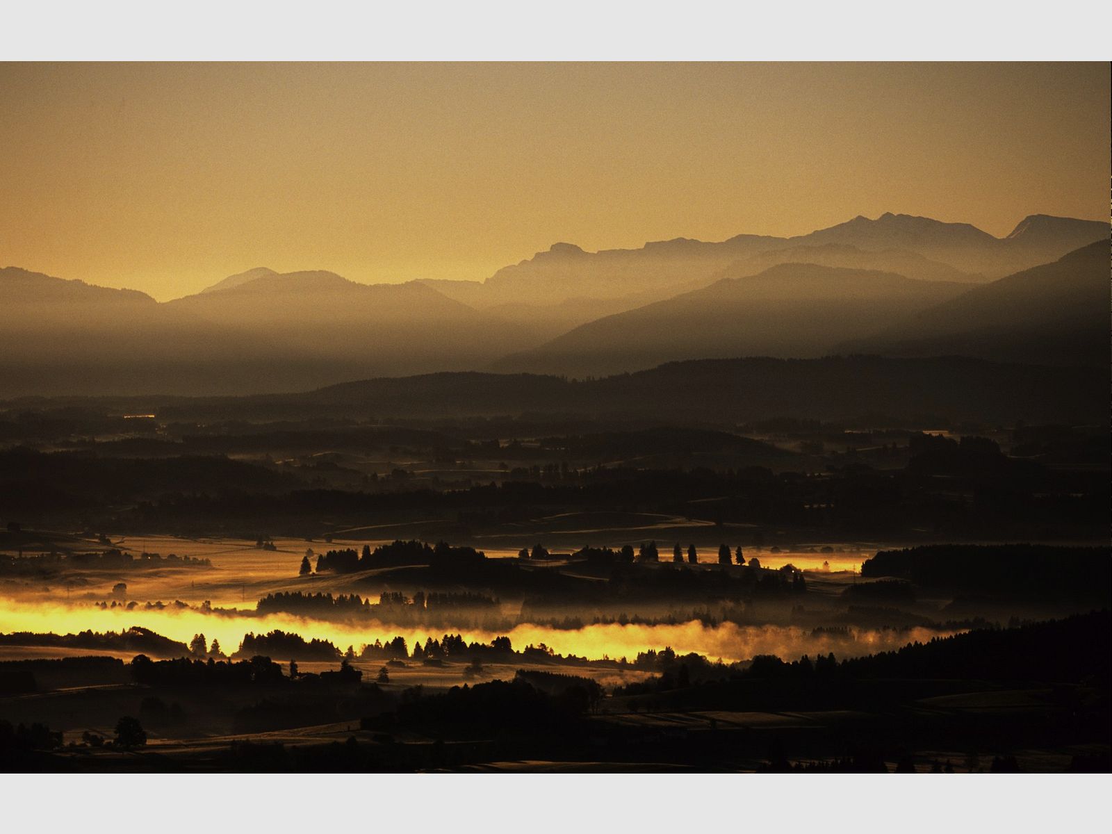 BAVARIAN SLIDE SHOW BIWAK