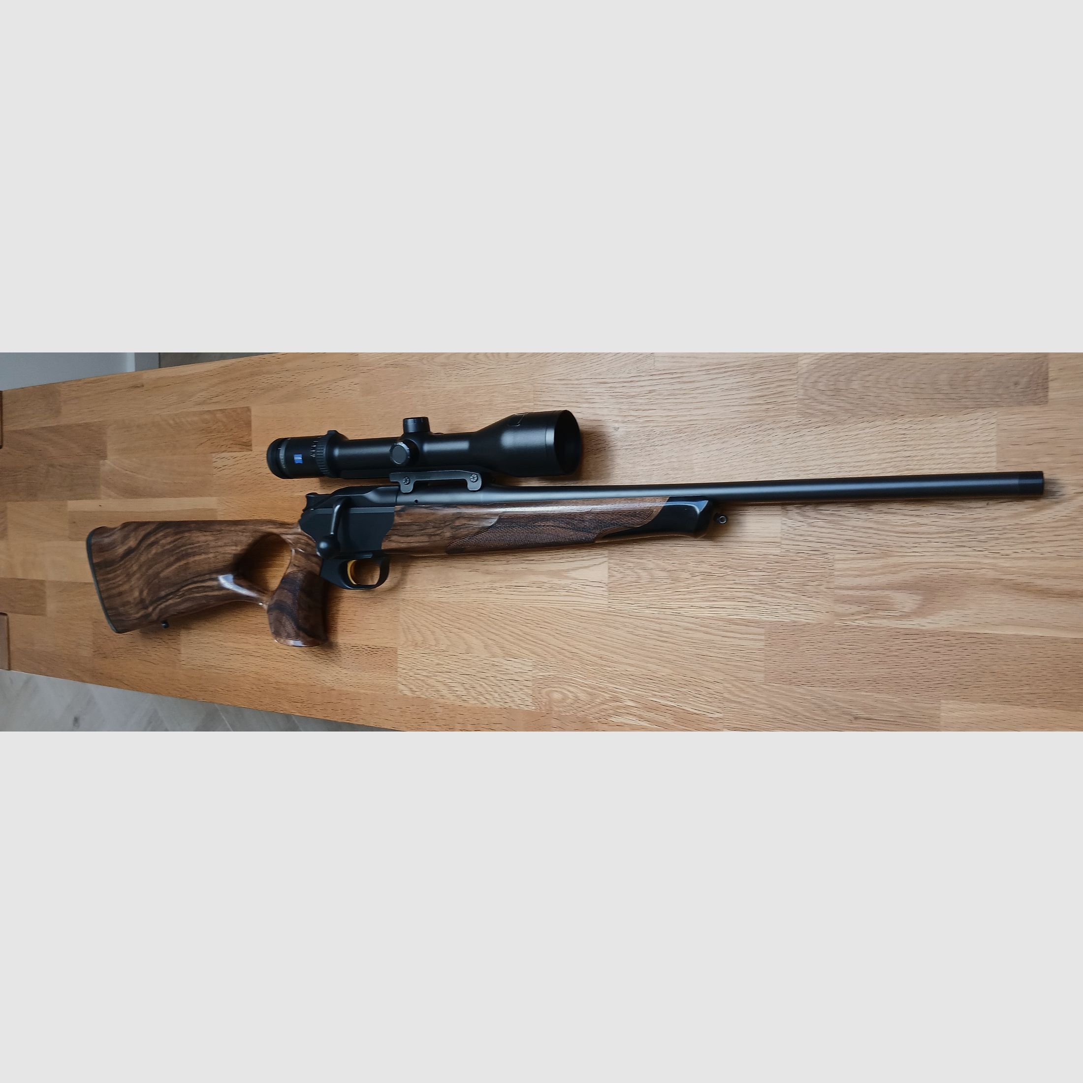 Blaser R8 Success wood, image 8 of 9