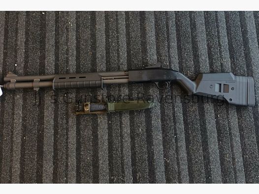 Mossberg 500 Magpul 12/76
