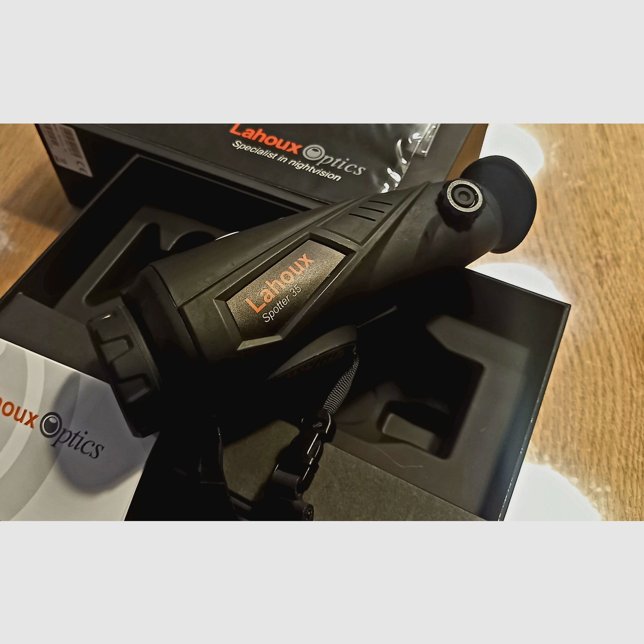 Lahoux Spotter 35 thermal imaging camera