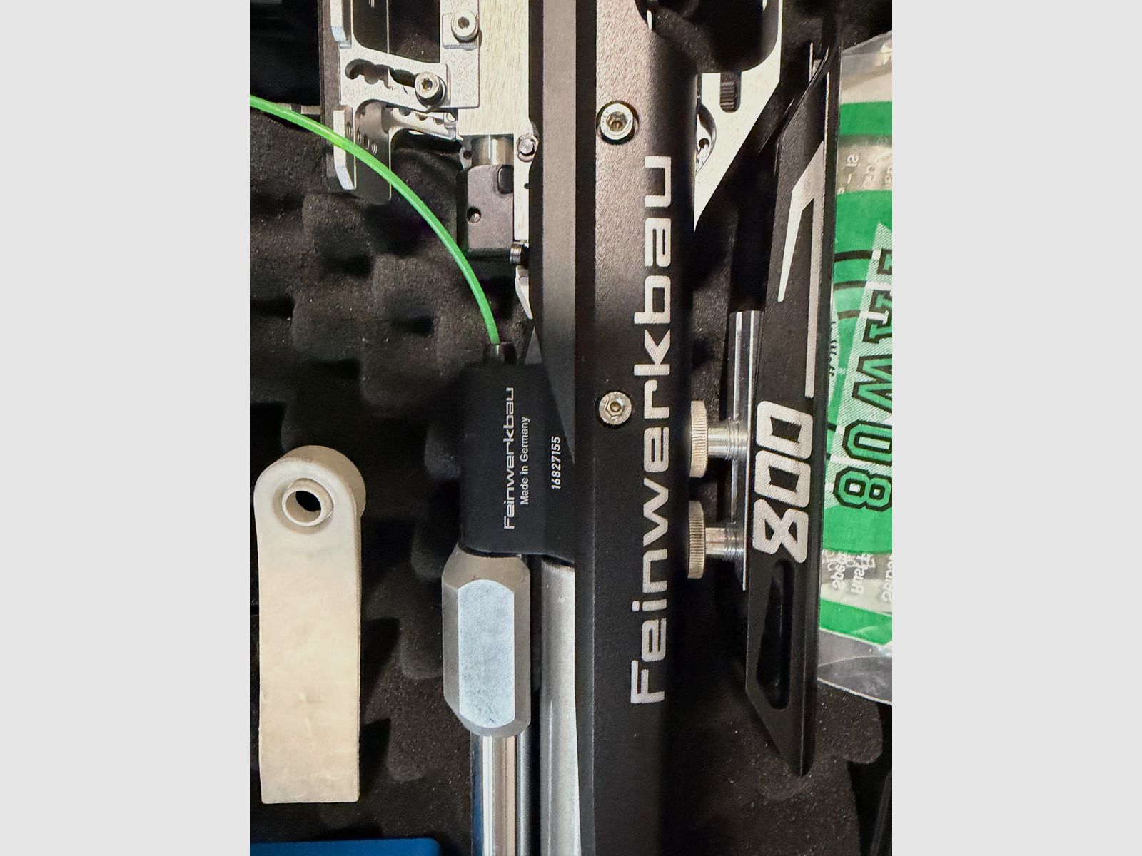 Feinwerkbau (FWB) 800 Alu – Match air rifle 4.5 mm (.177) right-handed – complete set with case, image 3 of 11