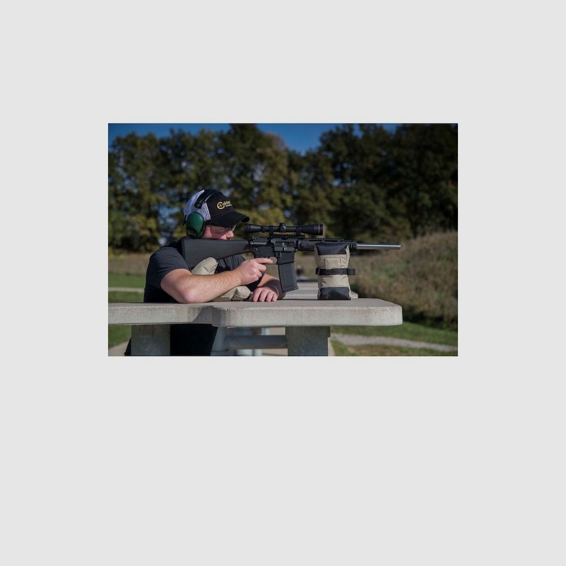 Caldwell AR Deadshot Tactical Schießauflagen mit Füllung, Bild 2 von 3