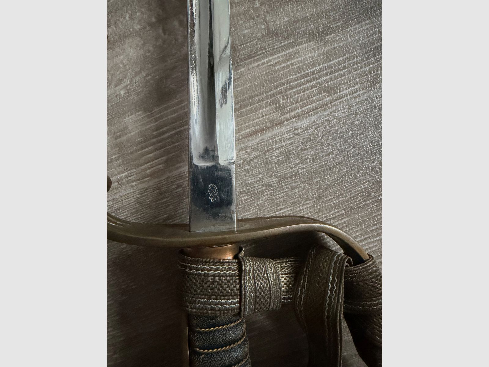 Bawarski szabla oficerska M/1855 WKC – z pochewką i portepee, przedmiot kolekcjonerski, zdjęcie 5 z 7