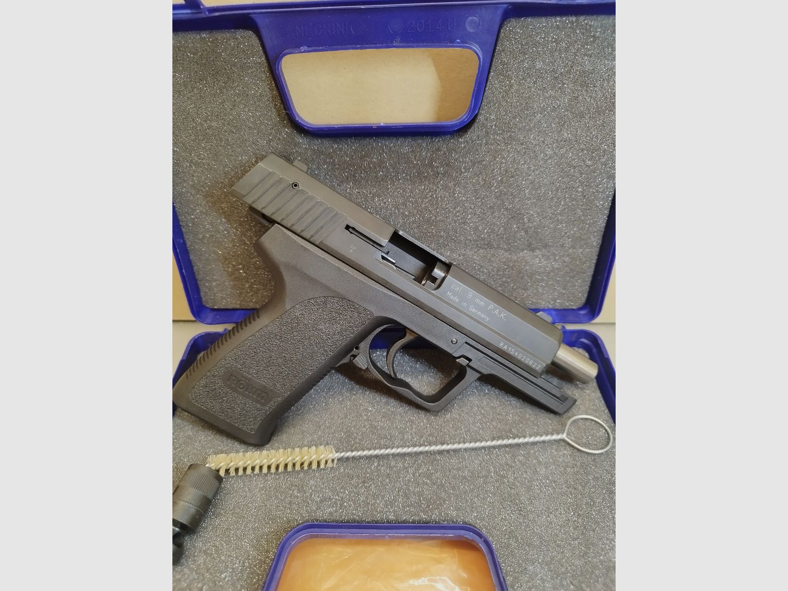 Röhm RG 96 in 9mm PAK. + 50 Knallpatronen Fiocchi 9mm PAK. Top Zustand!!!, Bild 3 von 9