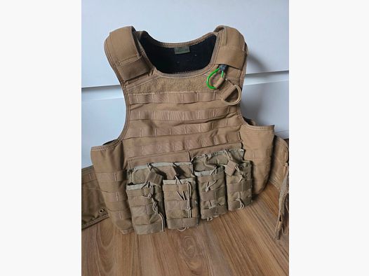 Raptor tactical vest