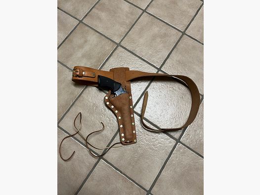 Holster aus Leder Smith&Wesson long Rifle 