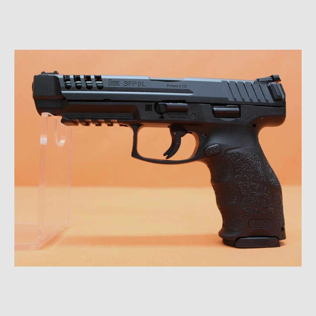 Heckler&Koch Ha.Pistole 9mmLuger Heckler&Koch/H&K HK SFP9L PB (SF) 127mm Polygonlauf/ Push-Button (9mmPara/9x19), Bild 1 von 3