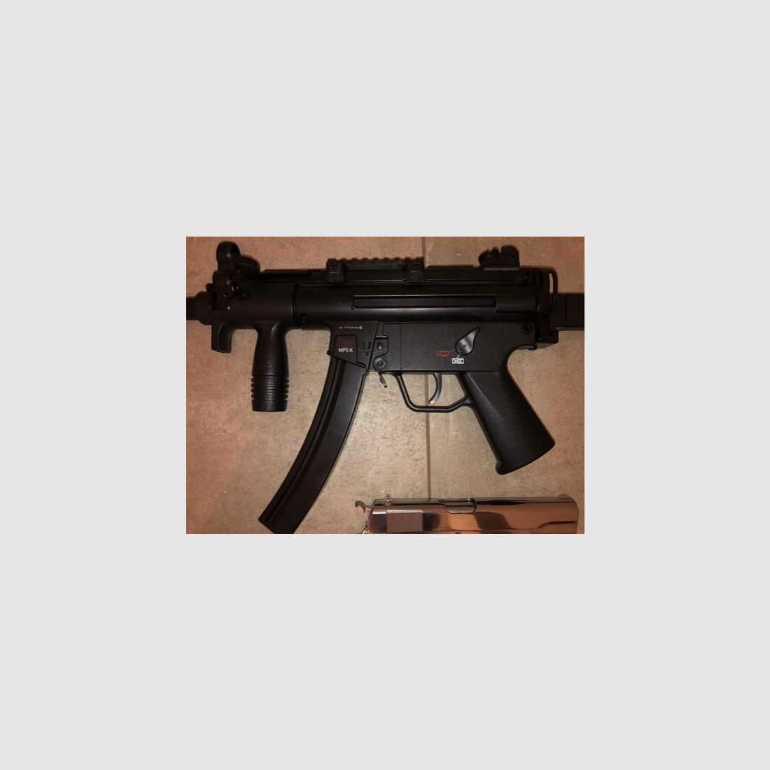 Umarex MP5 4,5mm CO2 + KLI M1911 4,5mm CO2, Bild 5 von 7