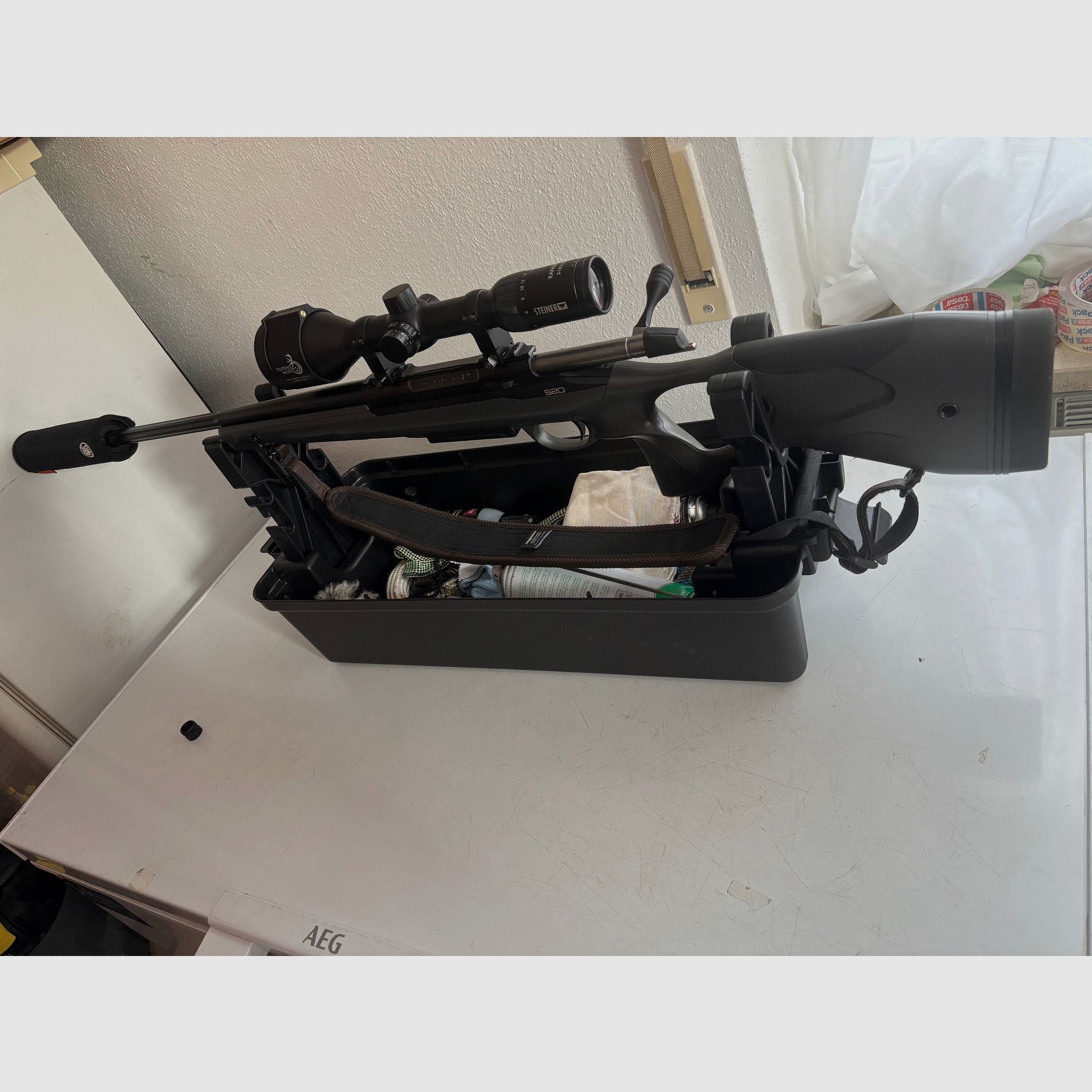 Sako S20 mit Steiner Ranger 6 u. Schalldämpfer 