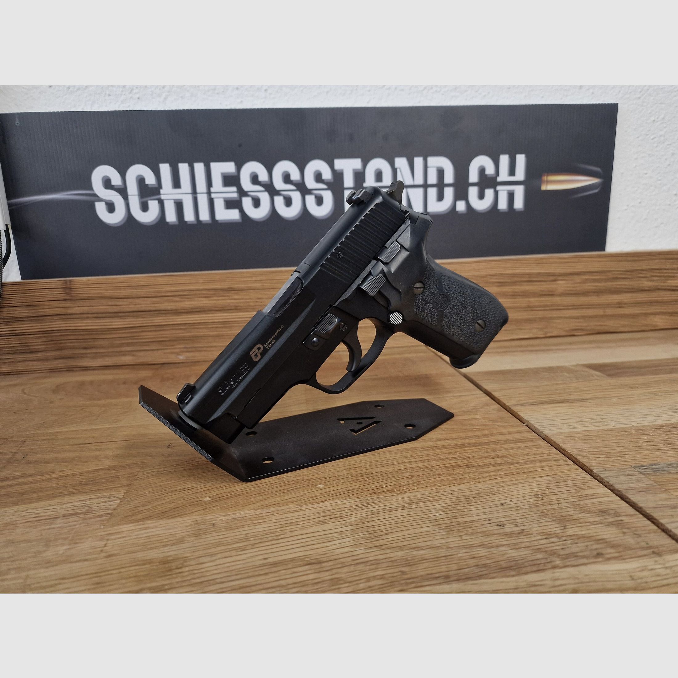 Sig Sauer – Pistole / P228 / Kapo ZH / 9mm / Occ., Bild 1 von 2