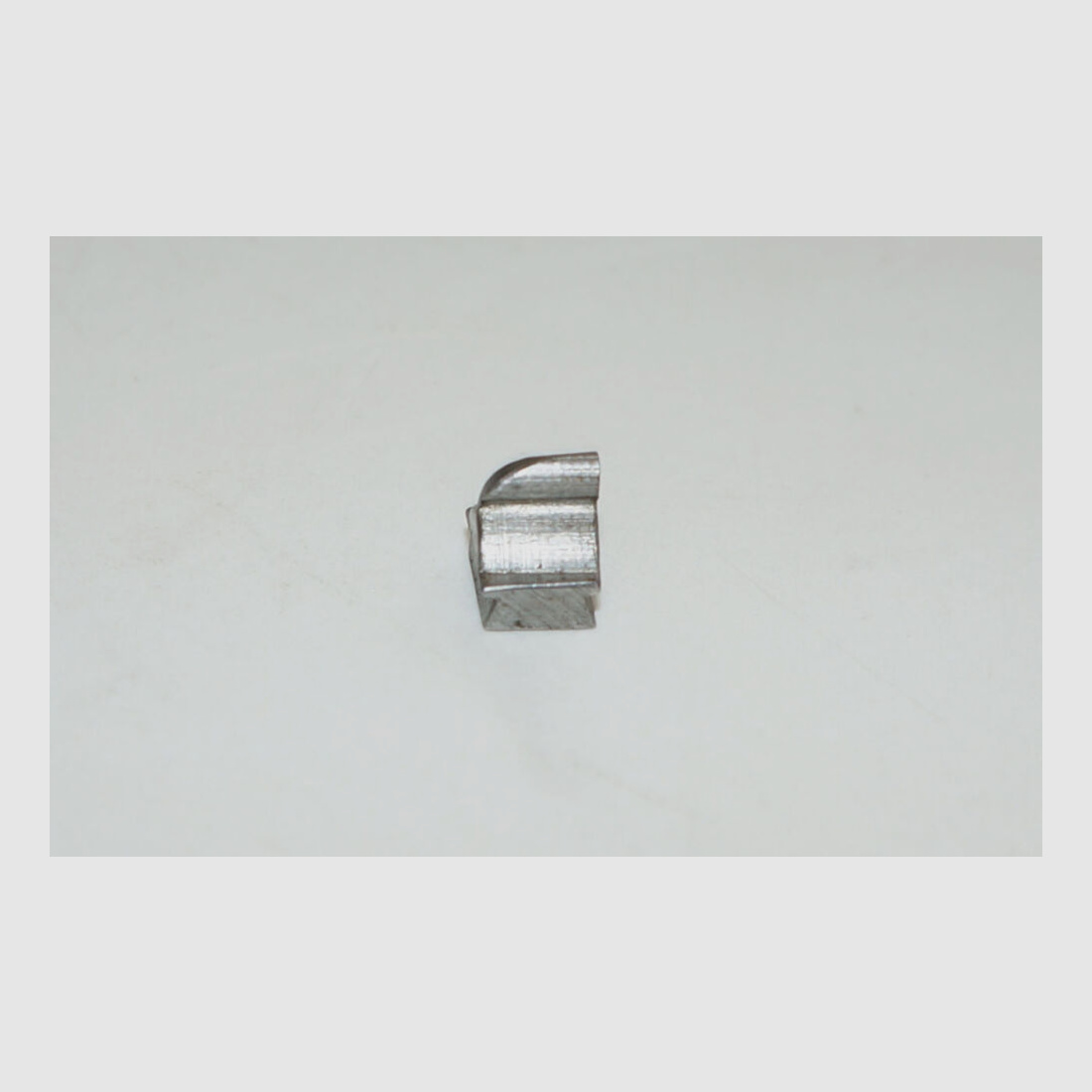 Waffenfabrik Bern Gebraucht Korn für Schweizer Ordonnanzrevolver 29