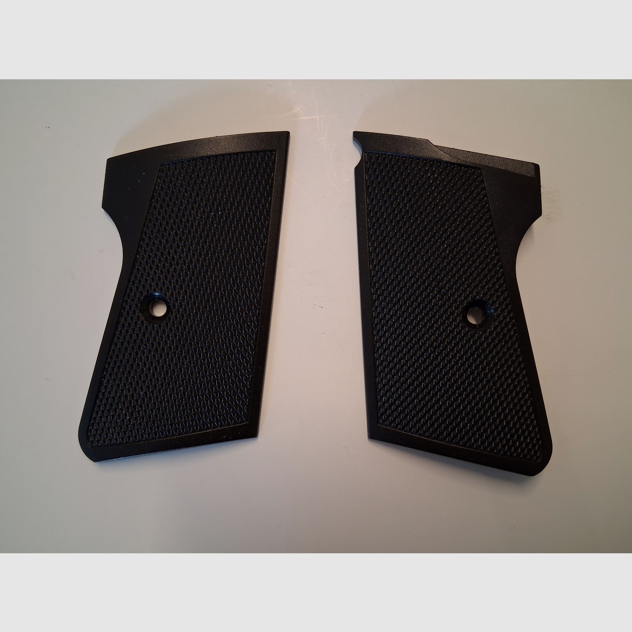 Griffschalen voor ME 9 Para (als nieuw)