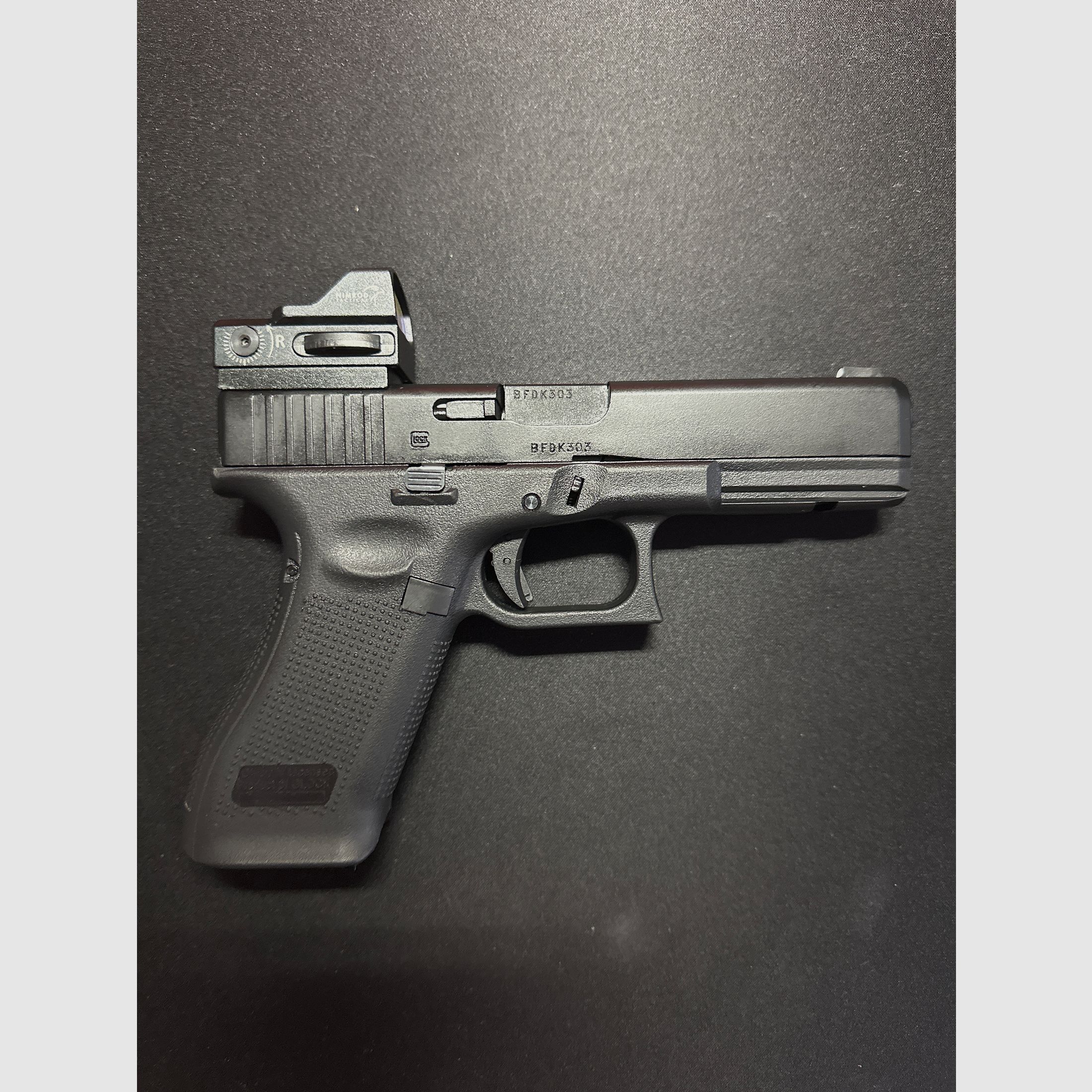 Glock 17 Gen.5 CO2-Airsoft GBB Pistole 6mm BB