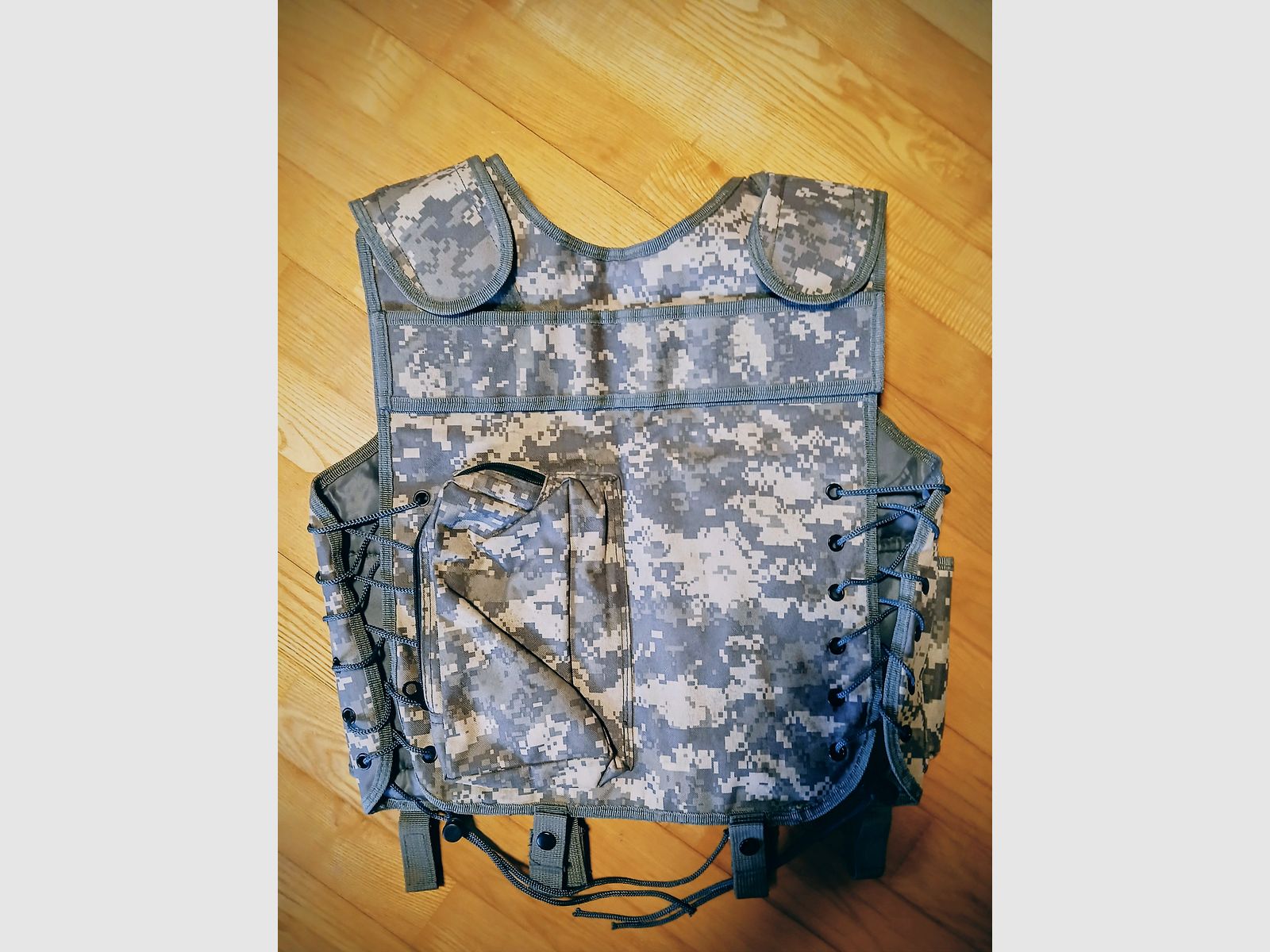 Tactical Combat Vest (SWAT Vest)