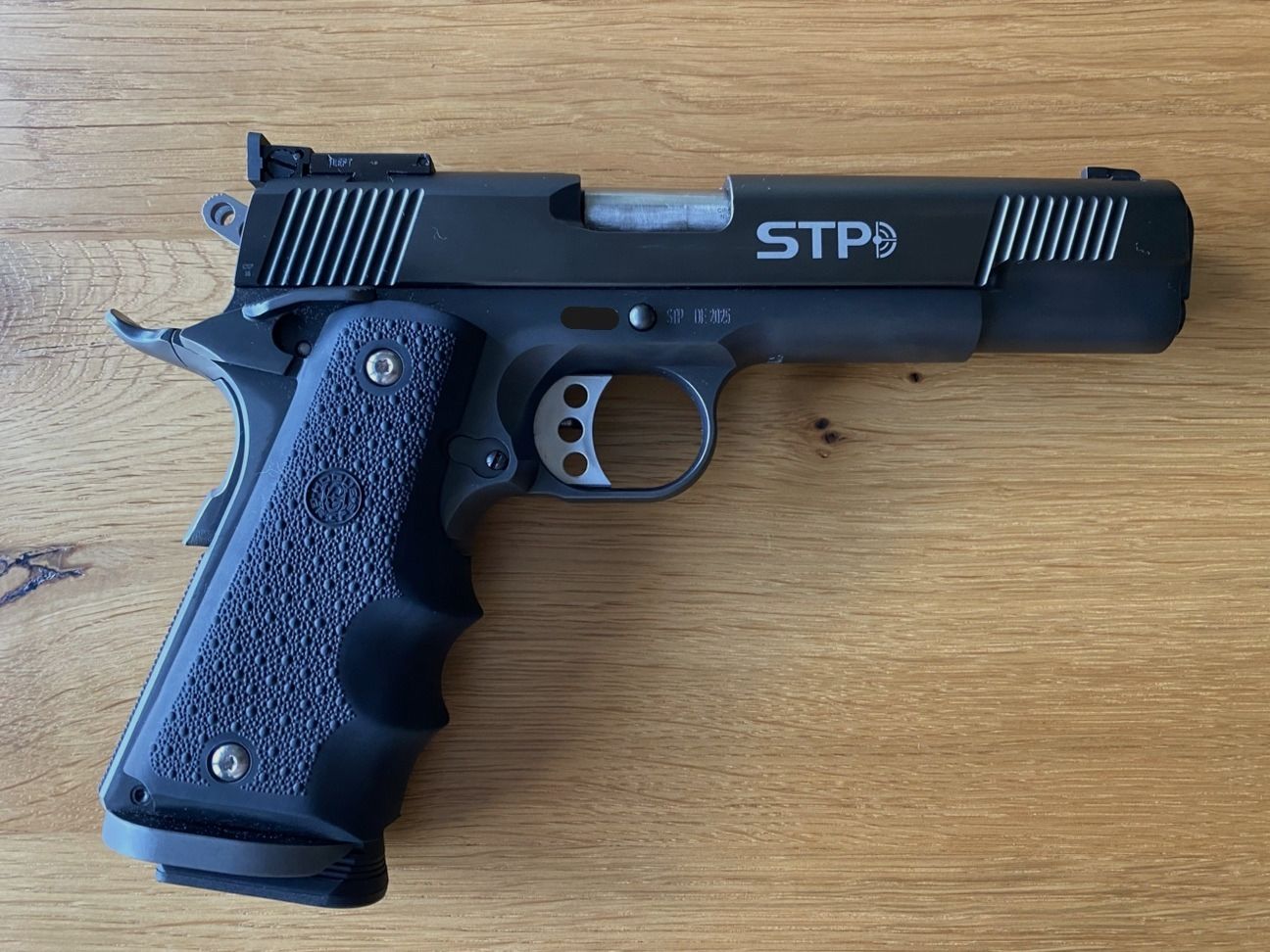 STP Sentry Kaliber .45 ACP, 5 Zoll