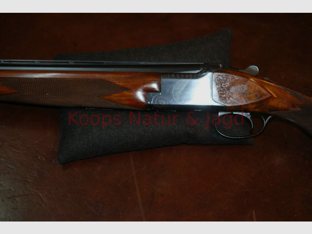 FN B25