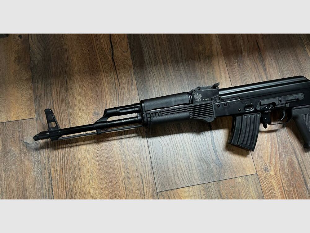 WBP Jack - halbautom. Büchse 7,62x39 - System AKM AK47 AK74 Polymerschäftung - Bajonett kann montiert werden - Made in Poland - Neuheit!