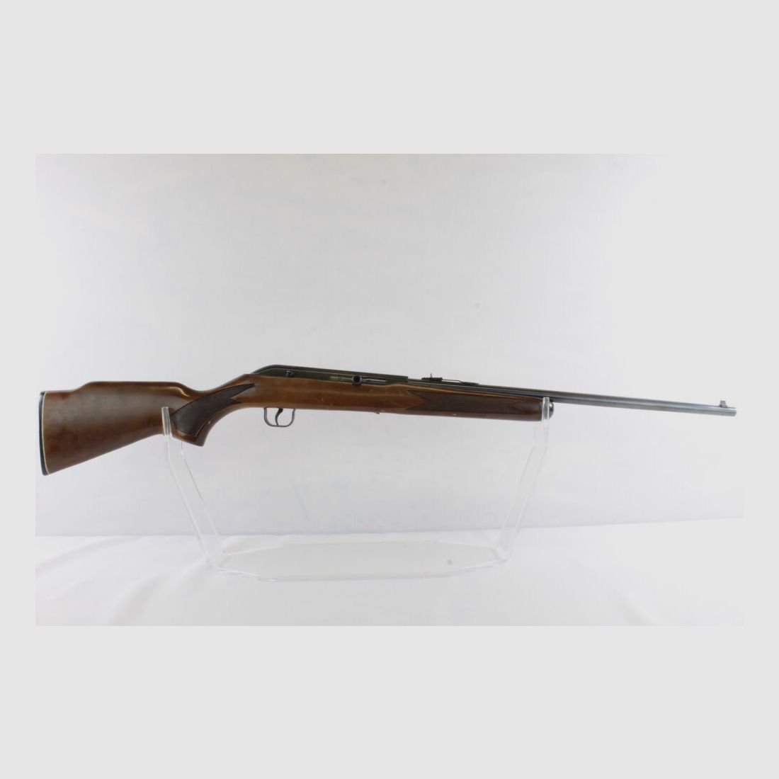 Lakefield 64B - Rifle semiautomático